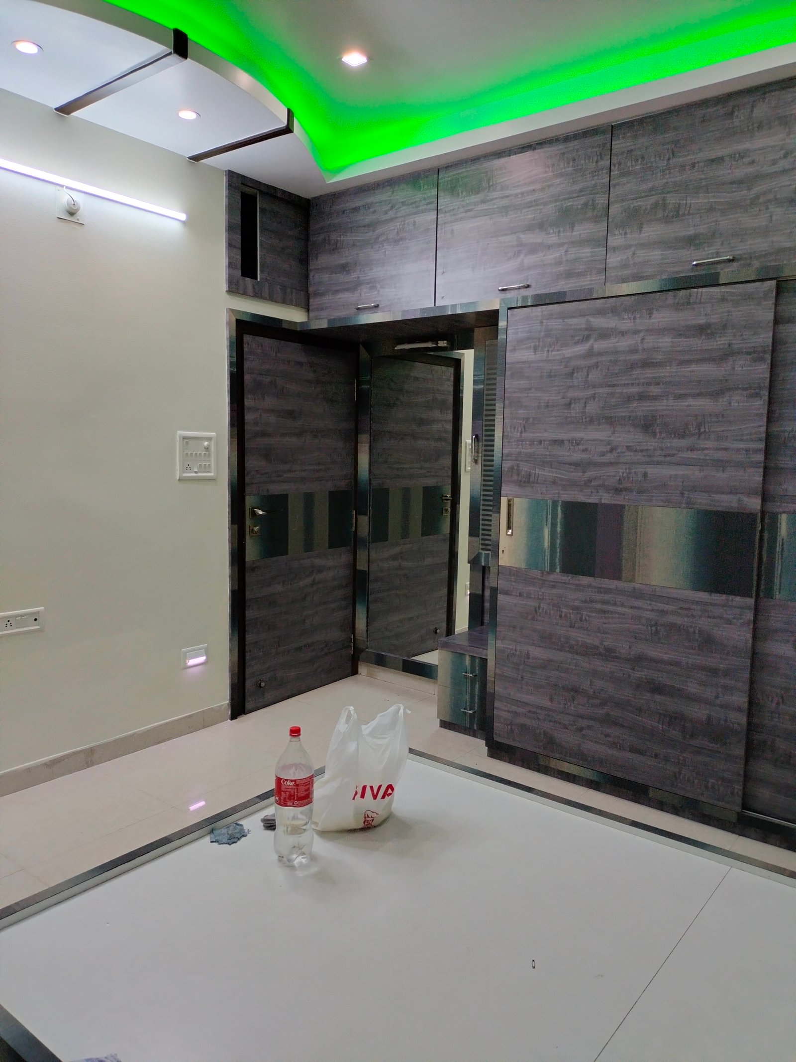 Fully furnished 3BHK apartment for sale in Madan Mohan Apartment