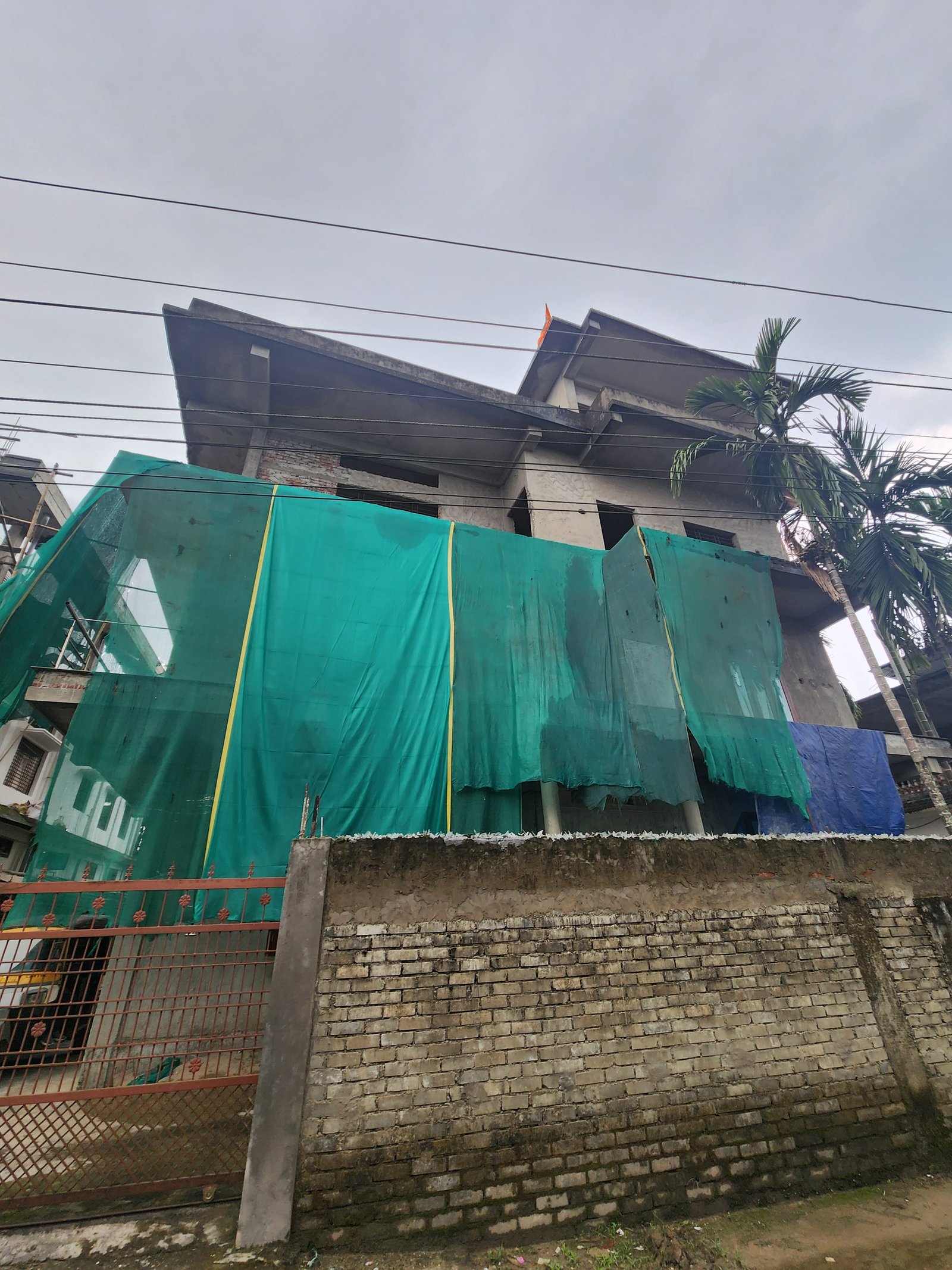 G+3 building for sale