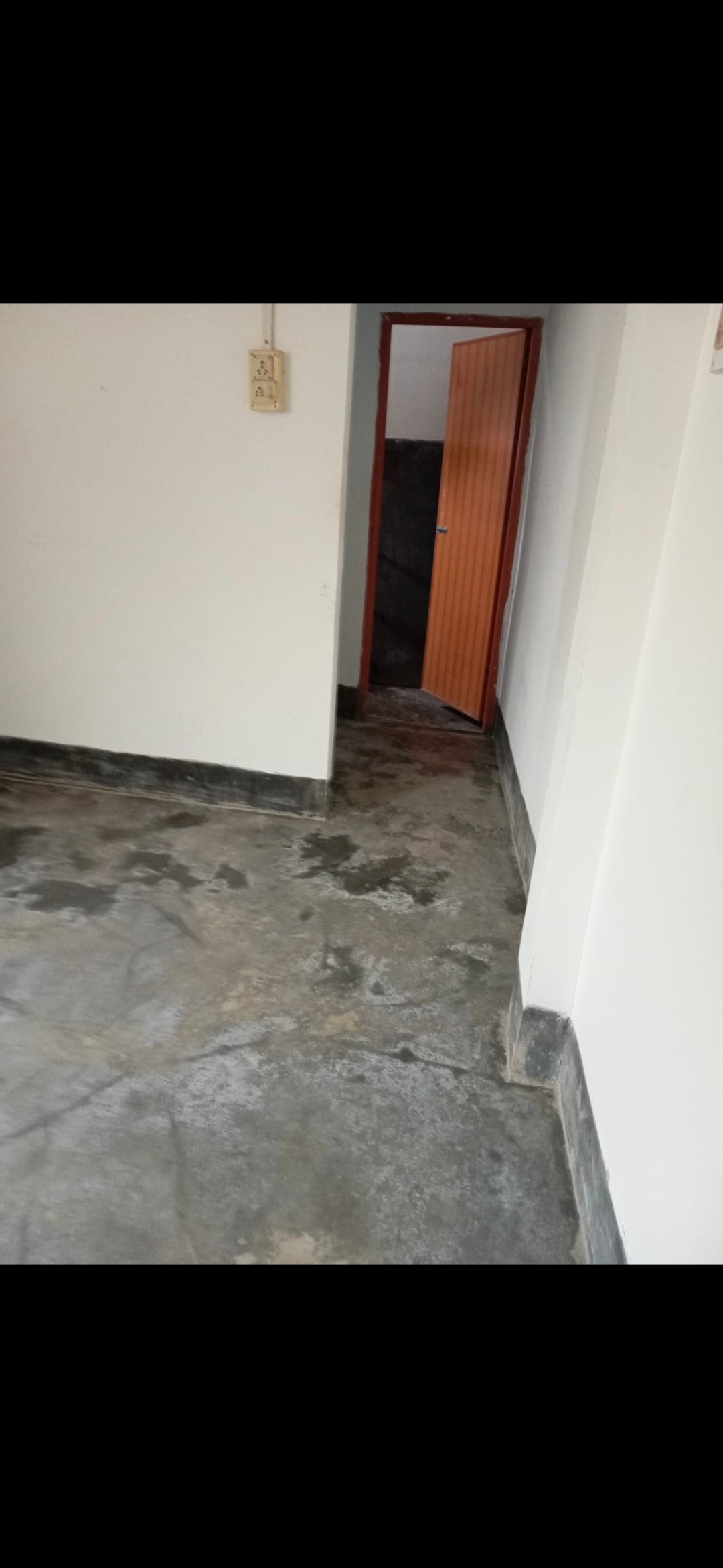 Renting 1 RK (Contact- 7002129705)