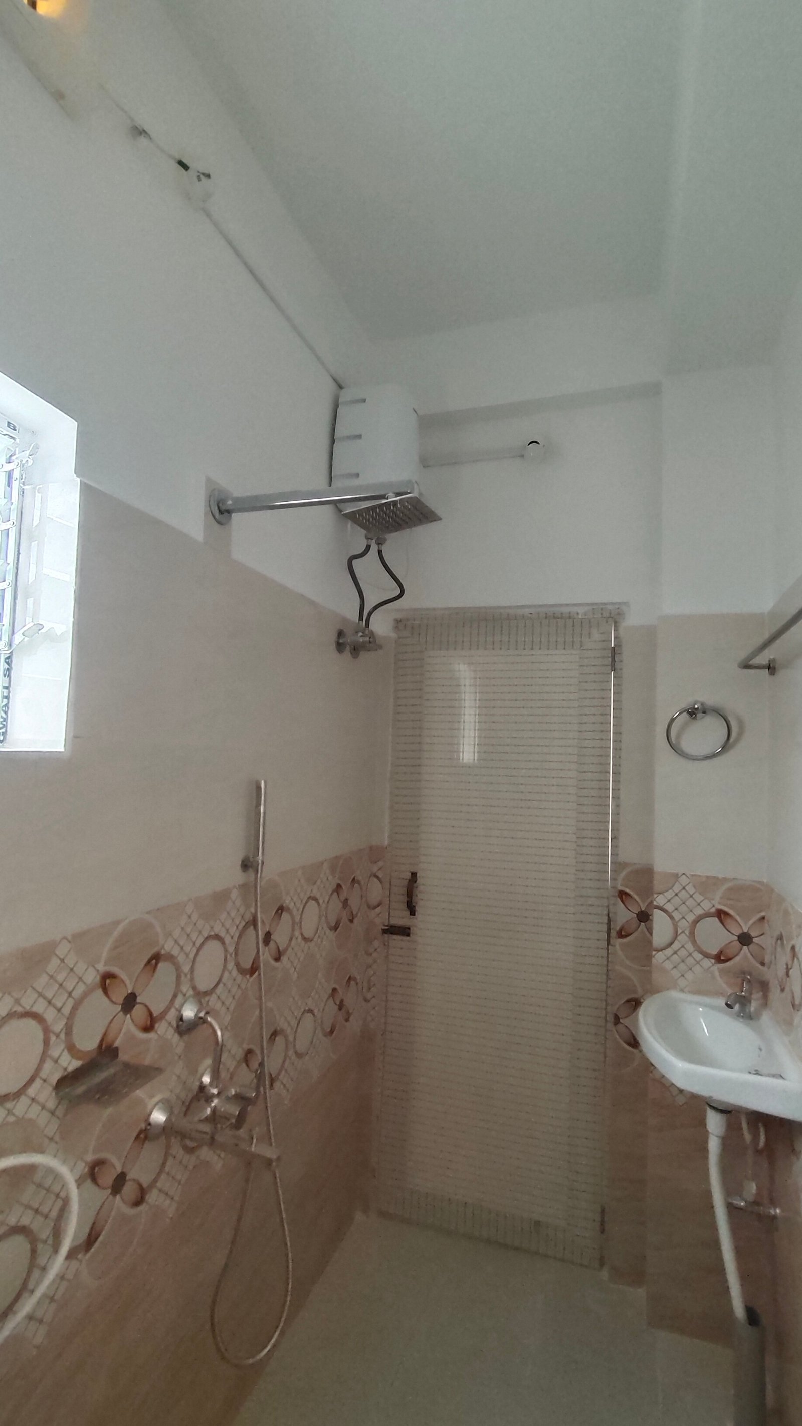 READY TO MOVE IN: Spacious & modern 3BHK HOUSE FOR RENT