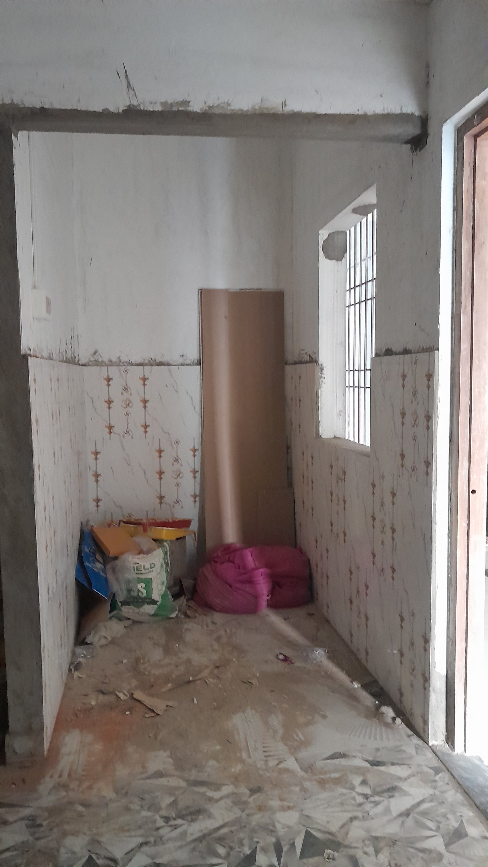 2 BHK Flat for Sale | 760 Sq.Ft | 4th Floor | ₹28 Lakh
