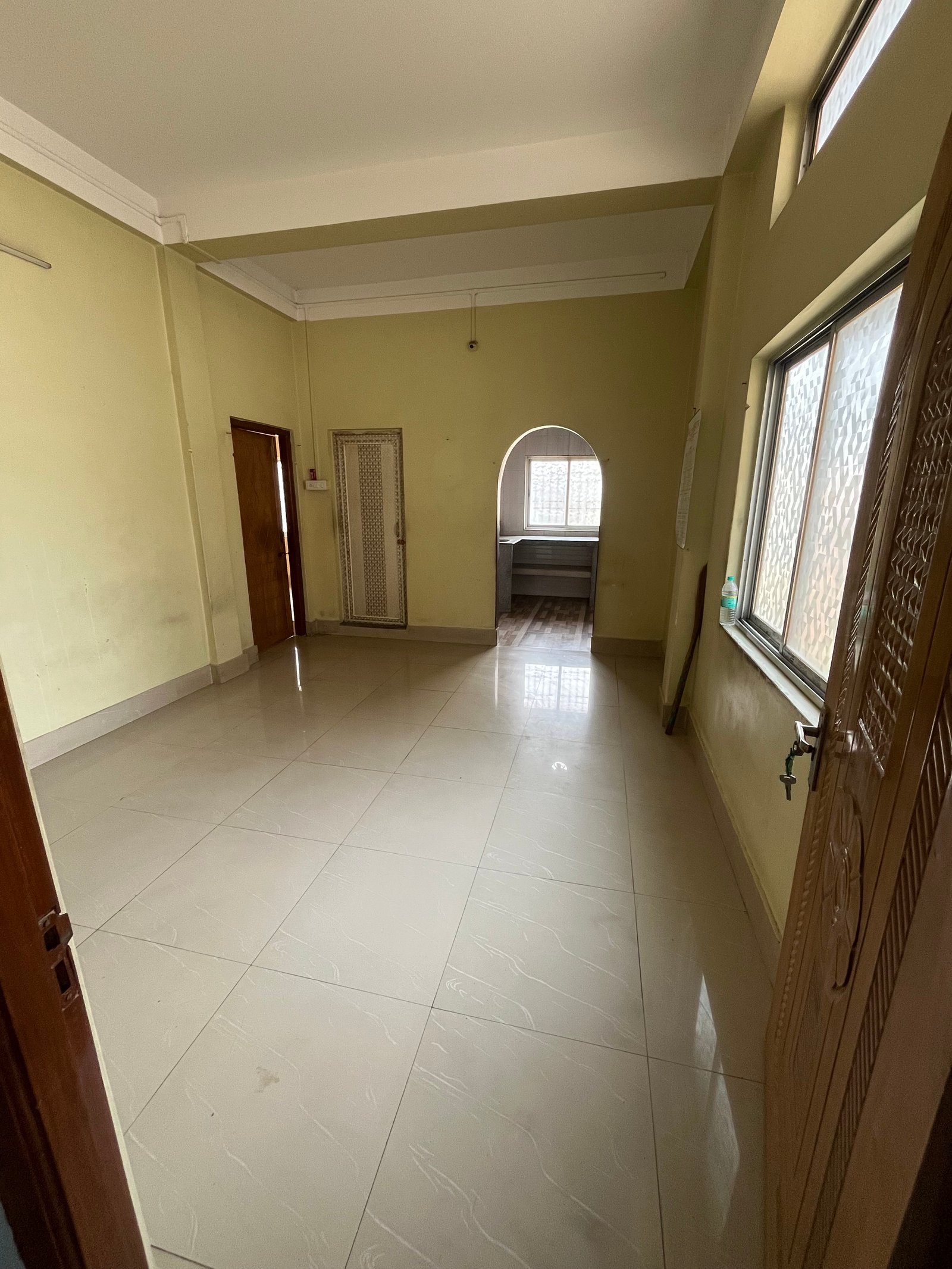 2bhk Room for rent in Rangirkhari point Sriram sarani