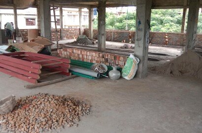 3000 Sq feet space for rent. Good for business or office purpose.(Price Negotiable)