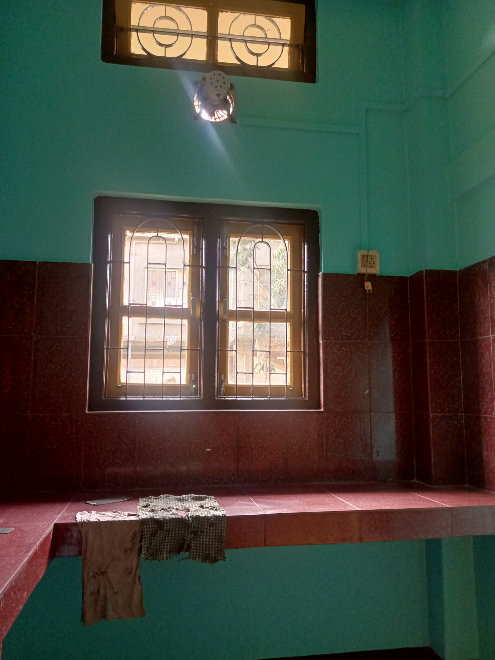 ROOM ON RENT ONLY FOR FAMILY - READ DESCRIPTION