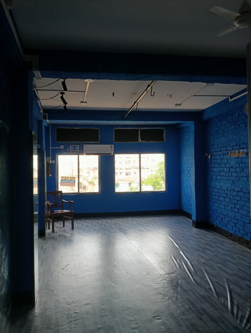 2nd floor for Rent (commercial use )