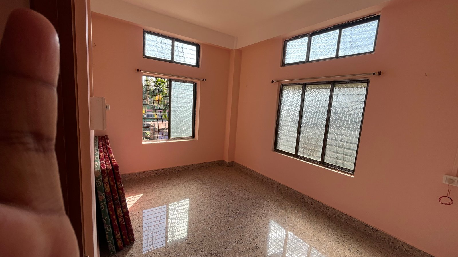 Rooms Available For Rent