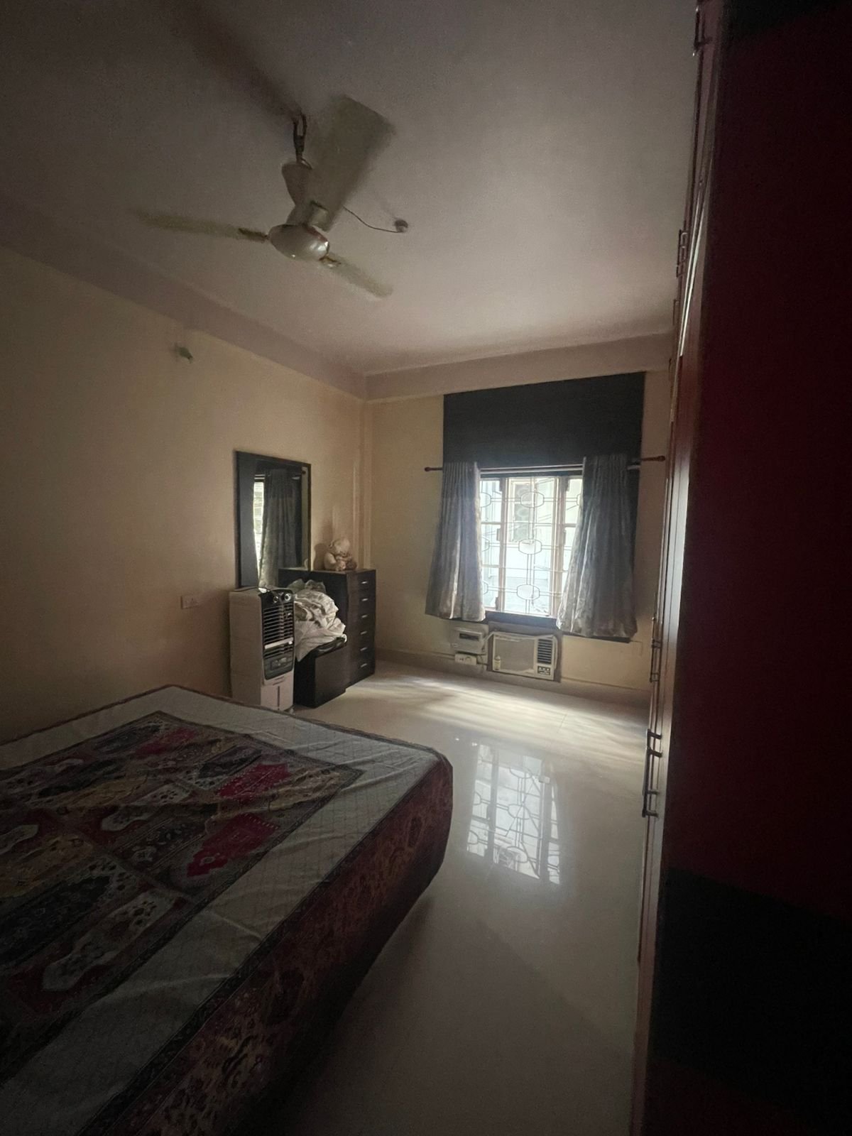4.5 BHK Apartment for Sale in Ambicapatty Main Road